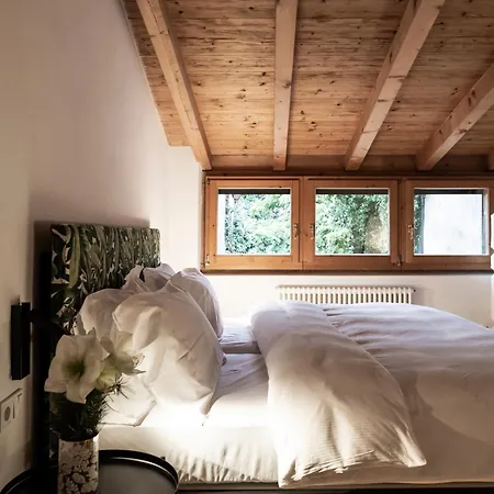 Goldenstern Townhouse 4* Bolzano