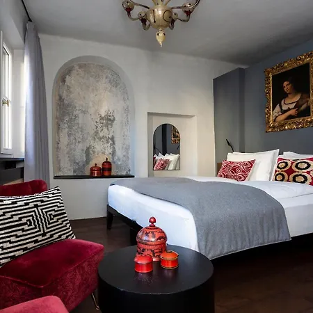 Hotel Goldenstern Townhouse Bolzano
