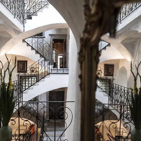 ホテル Goldenstern Townhouse