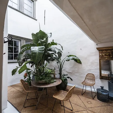 Goldenstern Townhouse 4* Bozen