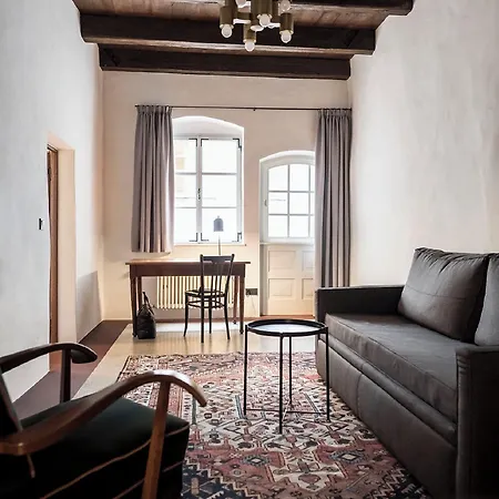 Goldenstern Townhouse Hotel 4*