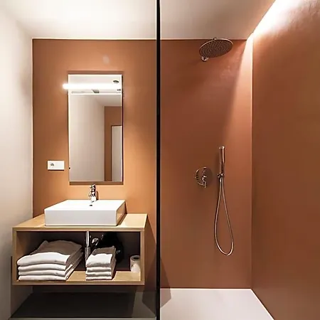 Otel Goldenstern Townhouse Bolzano