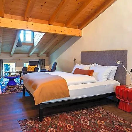 Otel Goldenstern Townhouse Bolzano