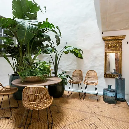 Ξενοδοχείο Goldenstern Townhouse 4*
