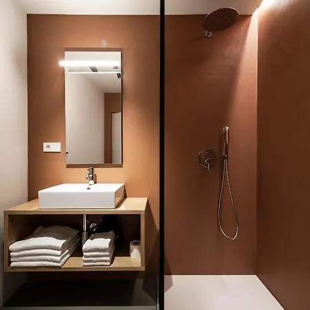 Goldenstern Townhouse Ξενοδοχείο 4*