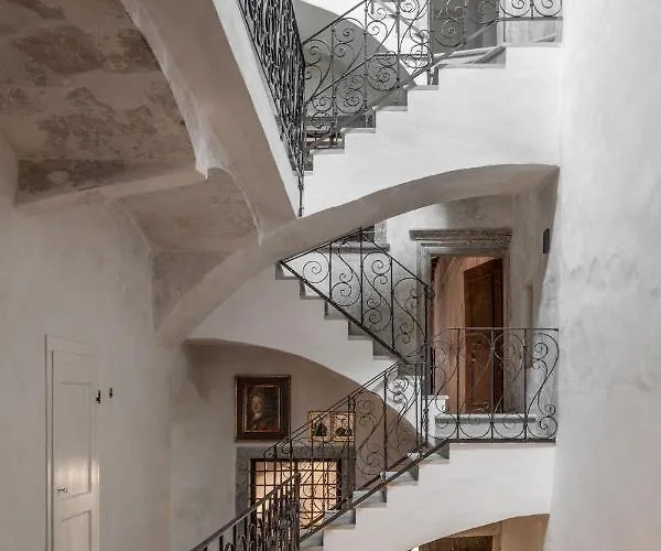 호텔 Goldenstern Townhouse