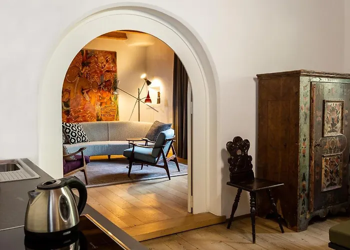 호텔 Goldenstern Townhouse 4*