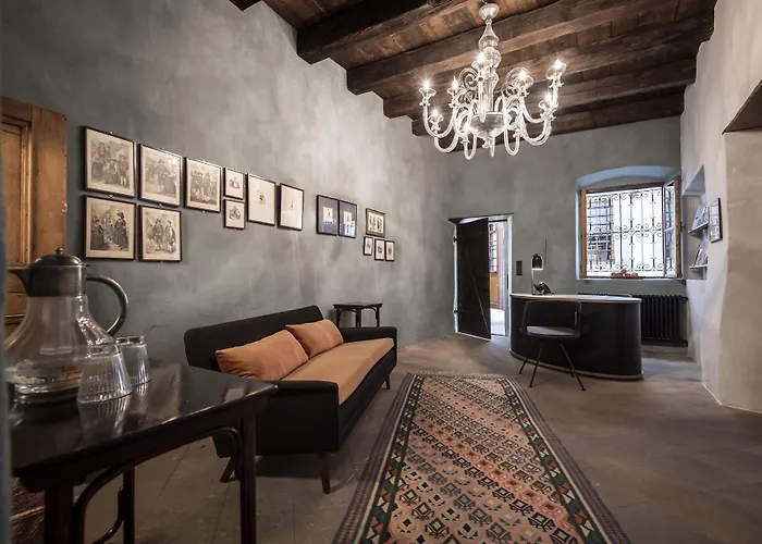 Goldenstern Townhouse 호텔 4*