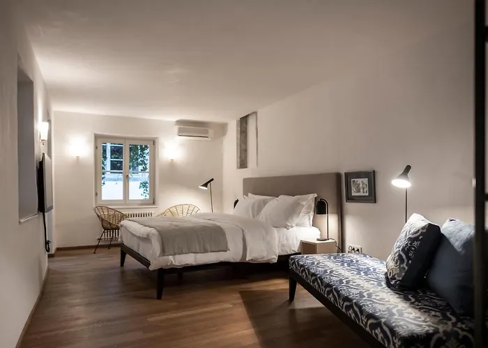 Goldenstern Townhouse Hotel