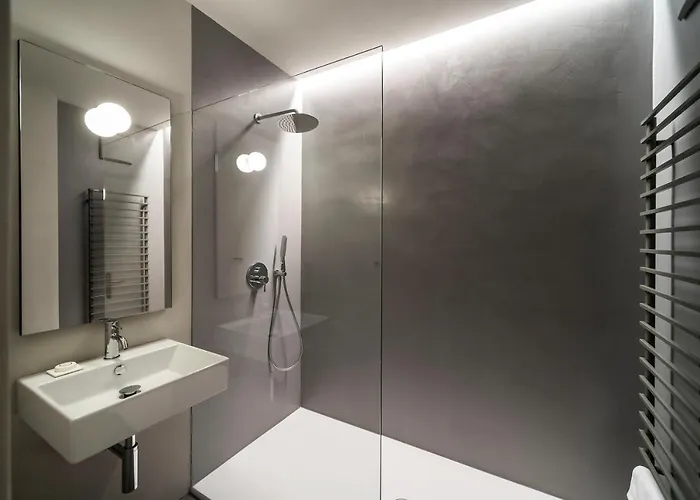 Goldenstern Townhouse 호텔 4*